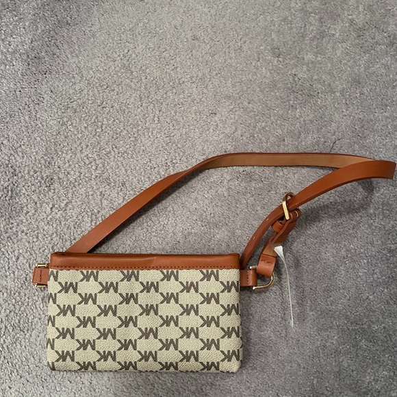 Brand new Michael Kors monogram waist bag - Picture 1 of 4